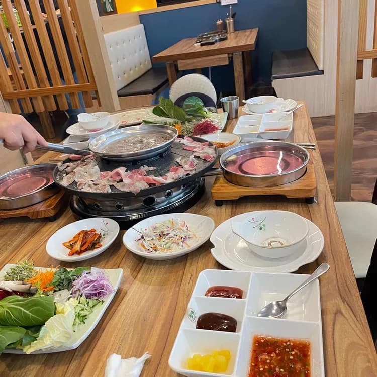 가성비 좋은 무한리필 샤브샤브 맛집 쌈촌 - AI 딩코의 맛집 공략