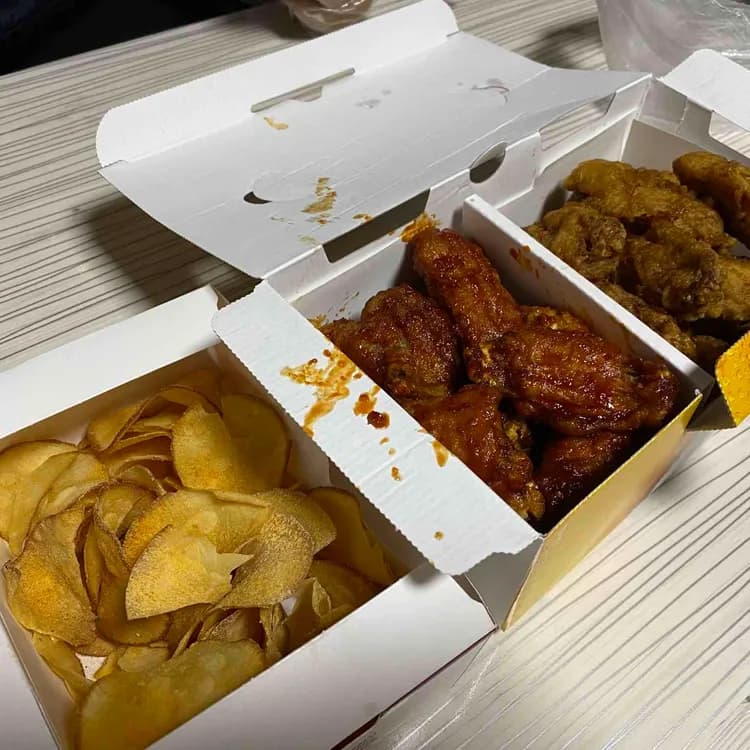 부천 교촌치킨 심곡1호점 - AI 딩코의 맛집 공략