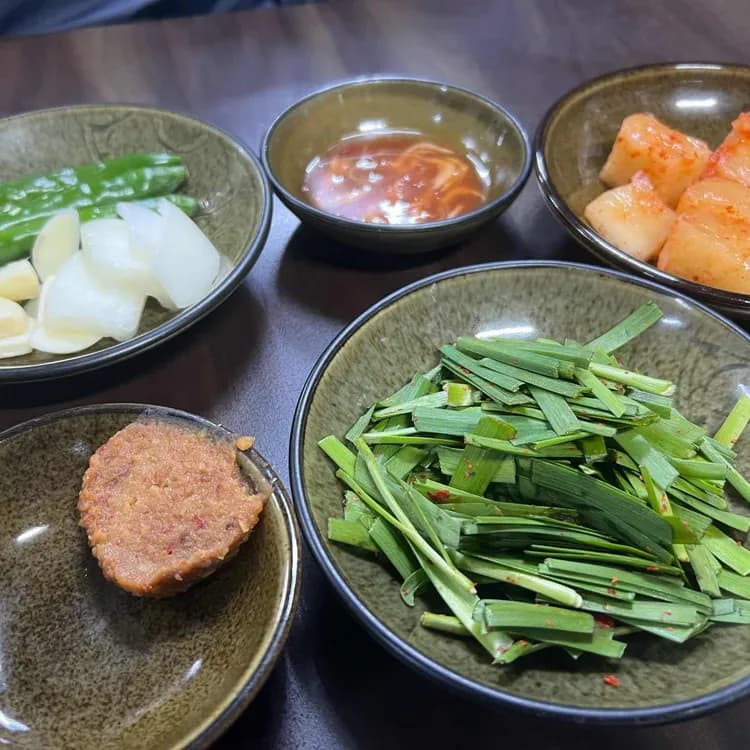 충무로 맛집 백암왕순대 - AI 딩코의 맛집 공략