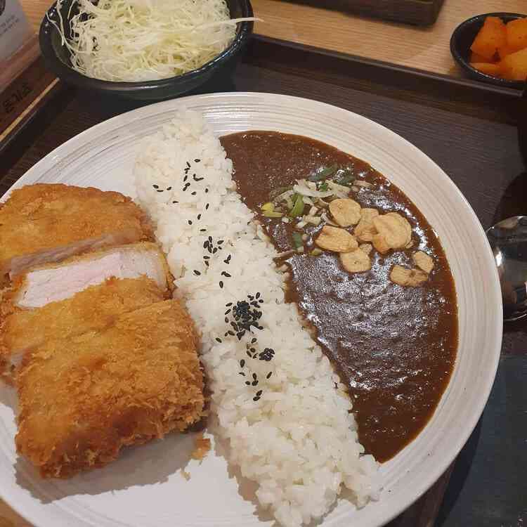 삼백시간 숙성의 비결! 역삼 삼백돈 돈가츠 맛집 - AI 딩코의 맛집 공략