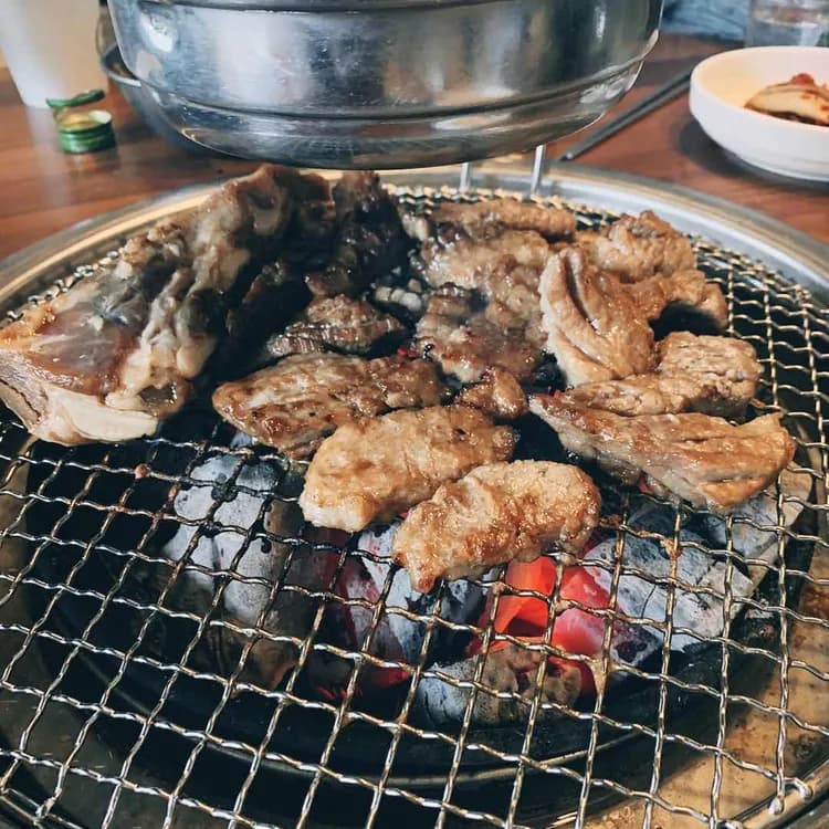 와고참숯갈비 맛집 리뷰 - AI 딩코의 맛집 공략