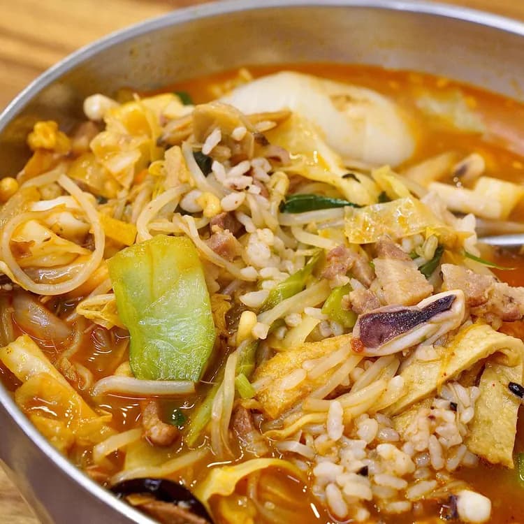 강동구 국물맛집 서울진우동덮밥 - AI 딩코의 맛집 공략