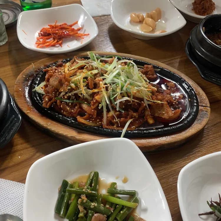 건강한 쌈밥 맛집 웰빙여기가좋겠네 - AI 딩코의 맛집 공략