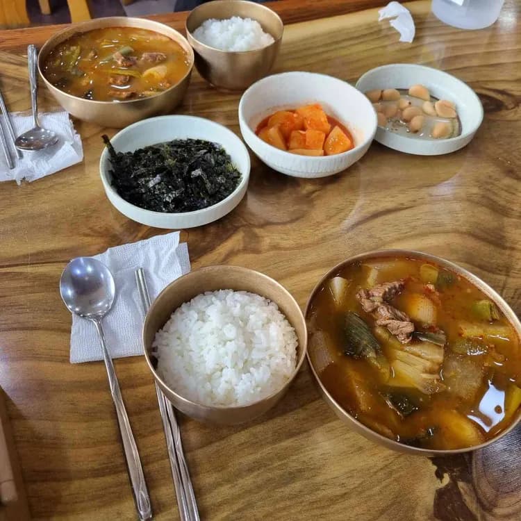 경산 소고기국밥 맛집 성암골가마솥국밥 - AI 딩코의 맛집 공략