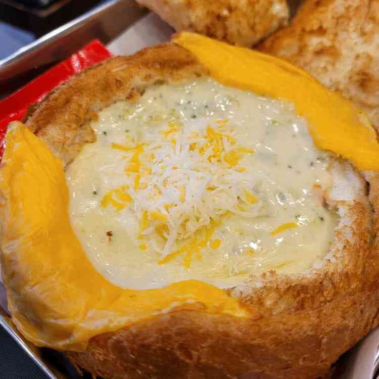 퀴즈노스: 샌드위치 맛집 - AI 딩코의 맛집 공략