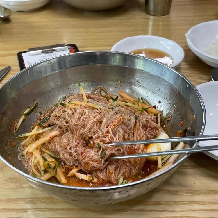 강동 맛집 장안면옥 - AI 딩코의 맛집 공략