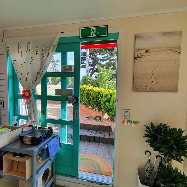 103LAB 카페 평가 사진