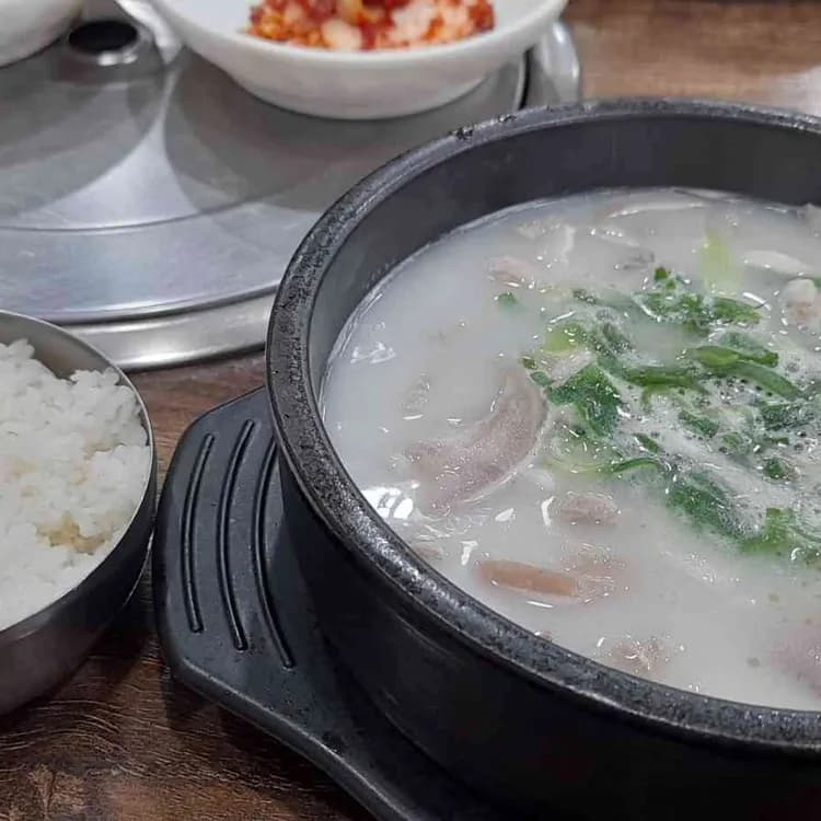 가보자순대국 - 강원도 원주시 문막읍 - AI 딩코의 맛집 공략