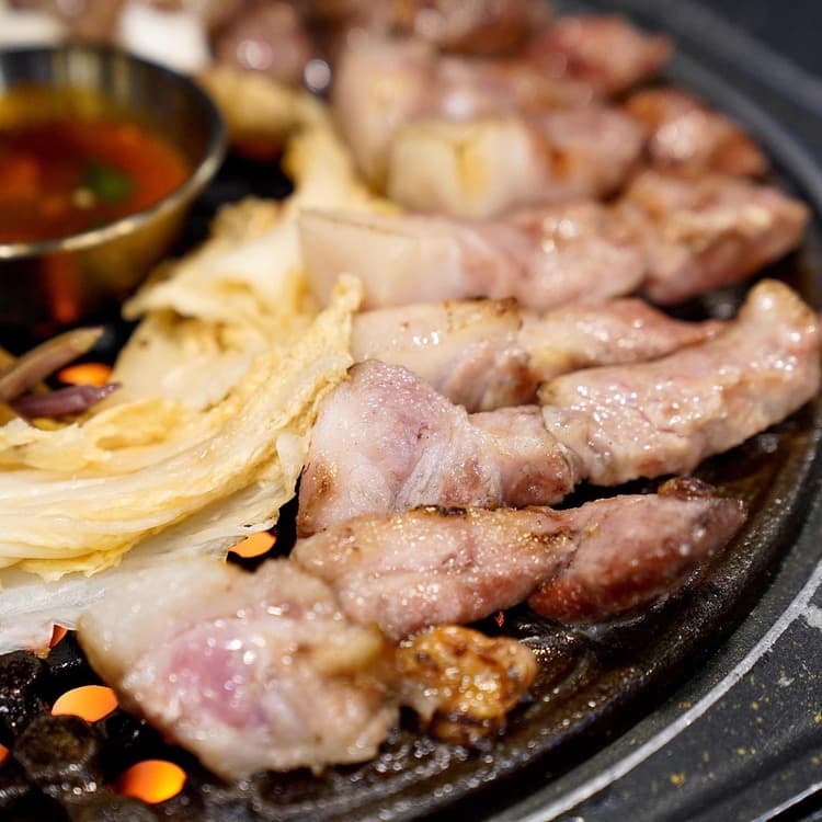 제주곳간, 제주도 돼지고기의 정석을 맛보다! - AI 딩코의 맛집 공략