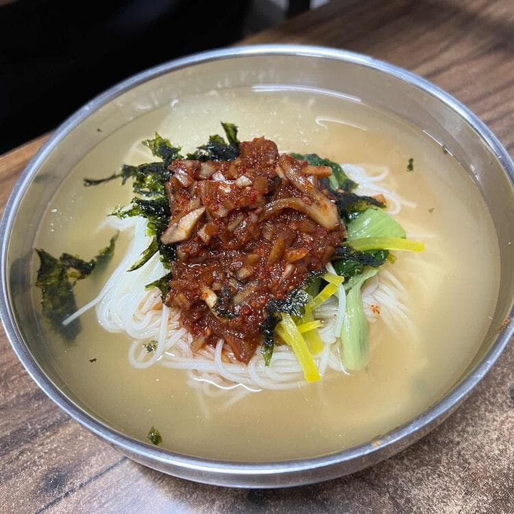 할매국수, 부산의 맛있는 국수집 - AI 딩코의 맛집 공략