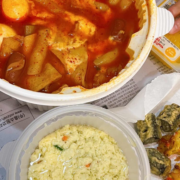 신정네거리 맛집, 동대문 엽기떡볶이 - AI 딩코의 맛집 공략