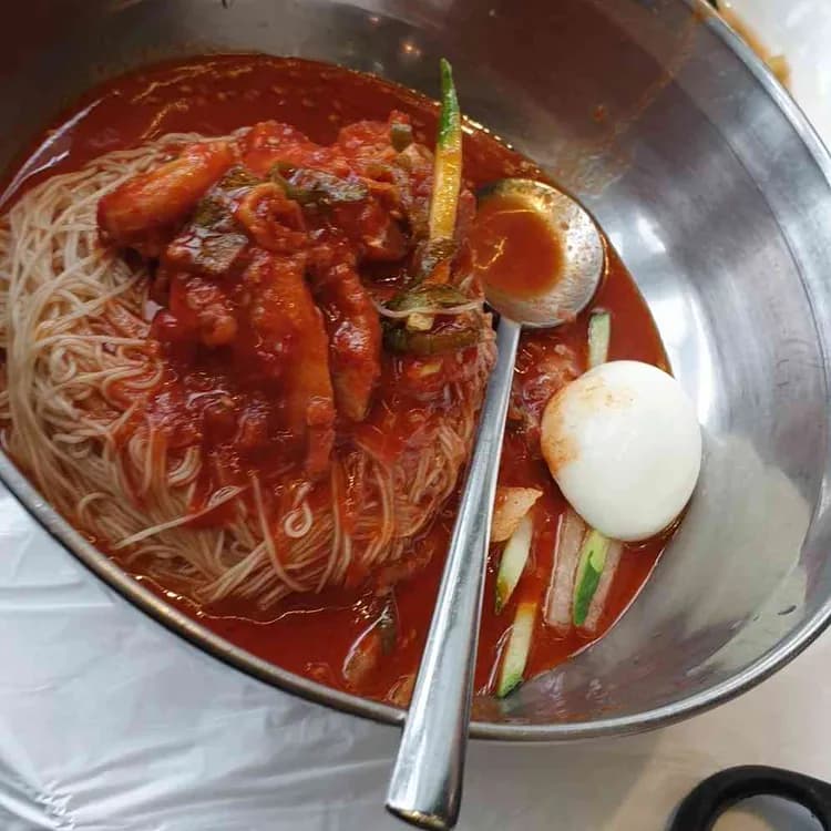 서울 강동구 함흥본가면옥 - AI 딩코의 맛집 공략