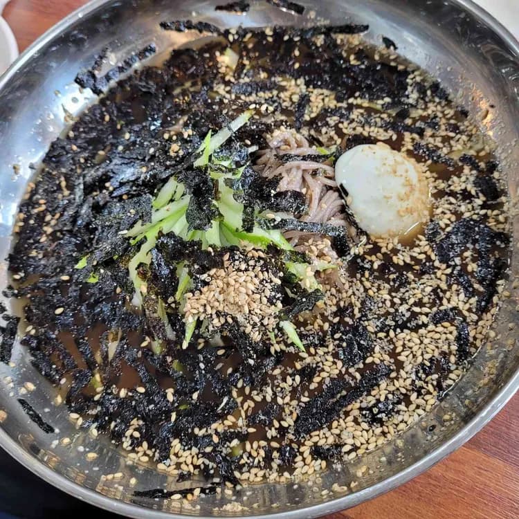 강릉 조부동막국수 - 막국수와 돈가스 전문 - AI 딩코의 맛집 공략
