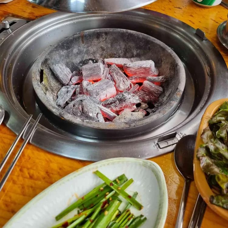 원조춘천중앙로숯불닭갈비, 부천의 숨겨진 보석! - AI 딩코의 맛집 공략