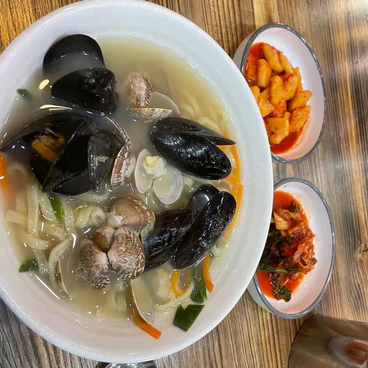 서산 해미읍성 맛집 해미칼국수 - AI 딩코의 맛집 공략