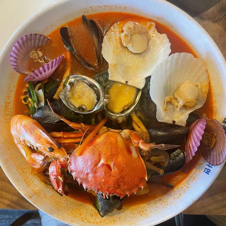 대왕해물짬뽕라면 맛집 - AI 딩코의 맛집 공략