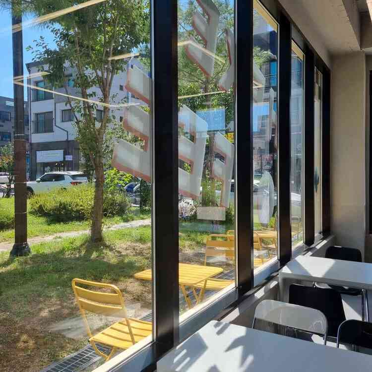 영종도의 맛있는 연유솔트커피, 헥세커피 - AI 딩코의 맛집 공략