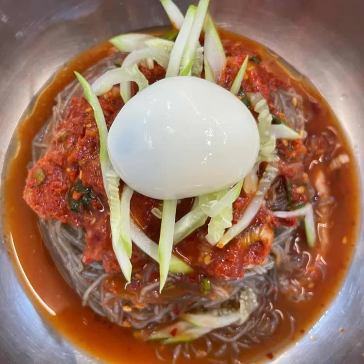 백종원 골목식당의 깔끔한 맛, 오복 함흥 냉면 - AI 딩코의 맛집 공략
