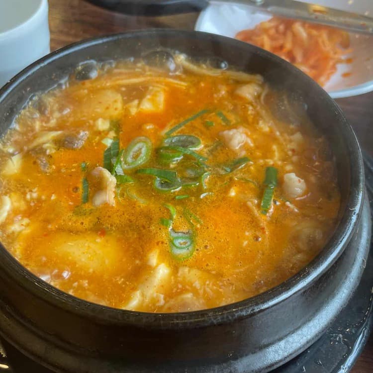 신수원갈비, 맛과 서비스 모두 좋은 고기 맛집 - AI 딩코의 맛집 공략