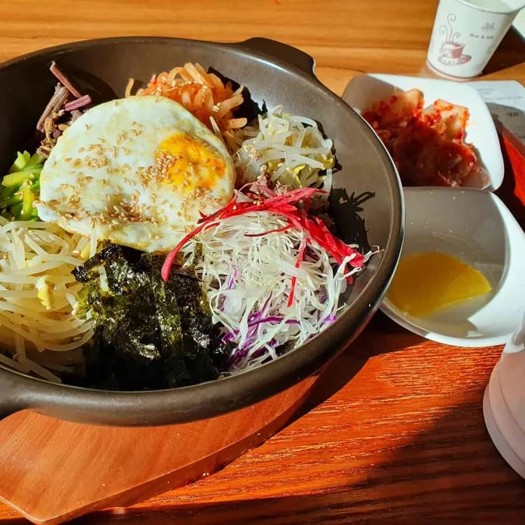 뚠뚠이김밥 - 강남 김밥 전문점 - AI 딩코의 맛집 공략