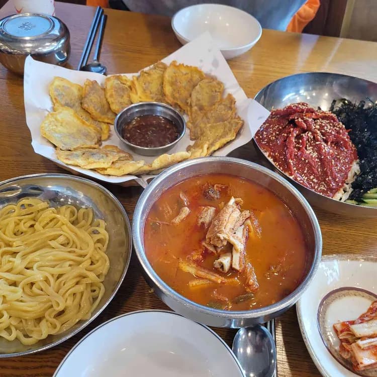 동동국수, 곤지암 맛집의 육전 독보적인 맛! - AI 딩코의 맛집 공략