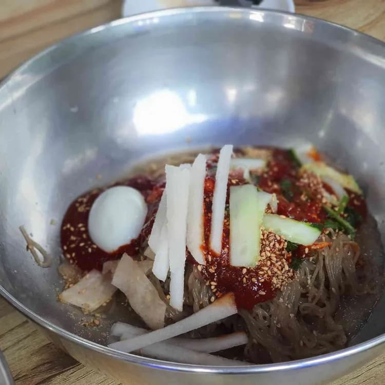 대구 화원교도소 앞 맛집, 왕곱배기냉면 - AI 딩코의 맛집 공략
