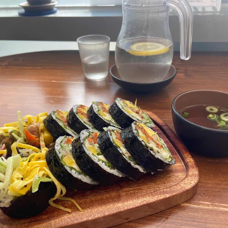 건강한 김밥 맛집 고소미부엌 - AI 딩코의 맛집 공략