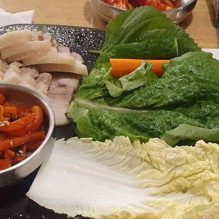 달인겉절이칼국수보쌈, 가성비 좋은 보쌈정식 맛집 - AI 딩코의 맛집 공략