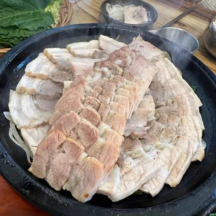 경주착한보쌈 맛집 리뷰 - AI 딩코의 맛집 공략