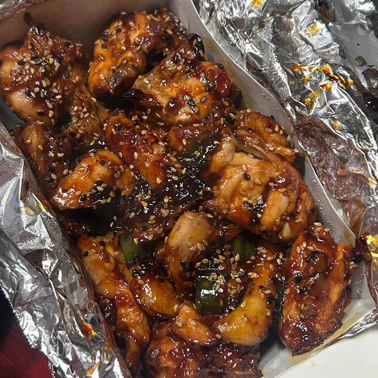 매운맛 강조, 동근이숯불두마리치킨 - AI 딩코의 맛집 공략