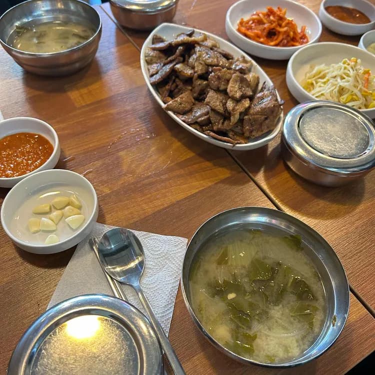 문래돼지불백, 불백의 정석을 찾다! - AI 딩코의 맛집 공략