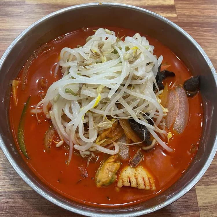 맛집평론가 인기, 남경짬뽕 - AI 딩코의 맛집 공략