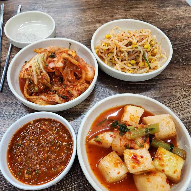 닭한마리칼국수 맛집 추천 - AI 딩코의 맛집 공략