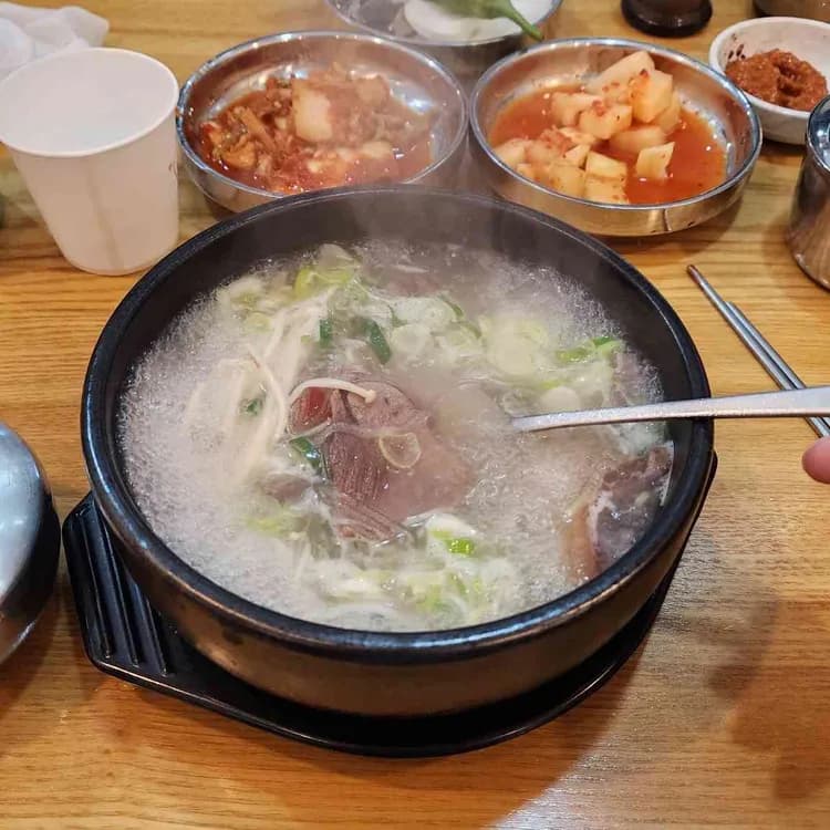 김천혁신 국밥 추천 - 먹으면좋으리 순대국밥1번지 - AI 딩코의 맛집 공략