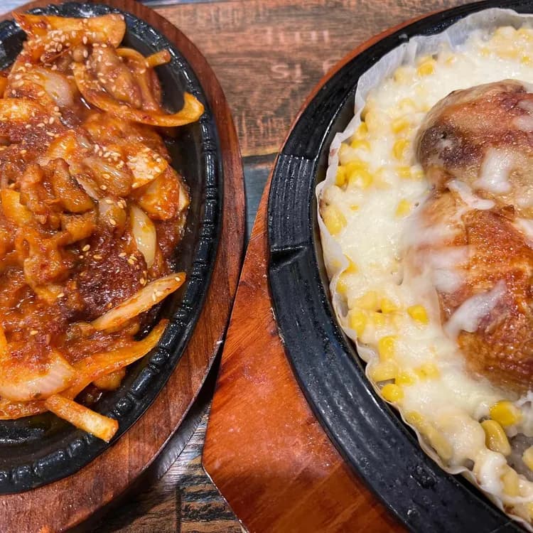 힙지로누룽지통닭: 맛있는 전기통닭과 골뱅이 - AI 딩코의 맛집 공략