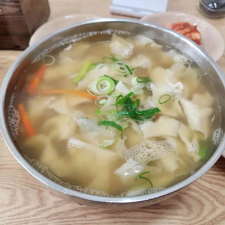 원조멸치국수, 인천 서구 심곡 - AI 딩코의 맛집 공략