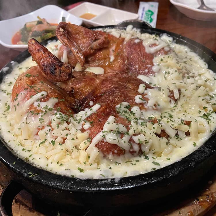 건강한 구운 통닭의 맛, 계림원에서 즐겨보세요! - AI 딩코의 맛집 공략
