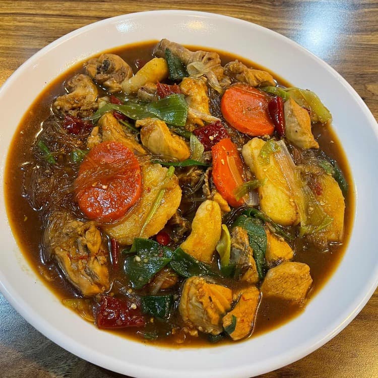건대 찜닭의 전설, 안동참찜닭! - AI 딩코의 맛집 공략