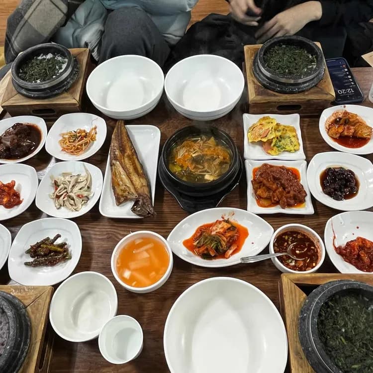 함백산돌솥밥, 곤드레밥의 정석을 맛보다! - AI 딩코의 맛집 공략