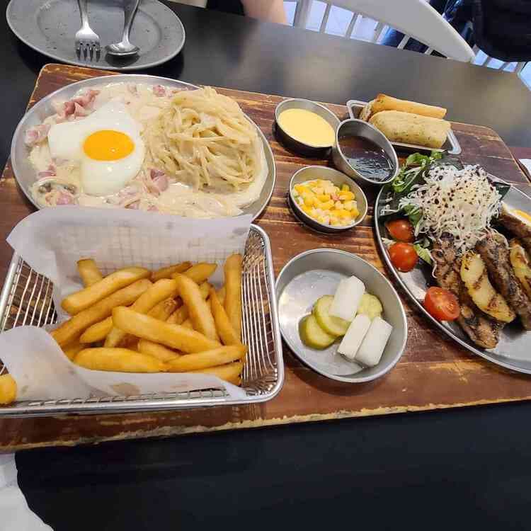 서울역 맛집 서가앤쿡, 푸짐한 양식의 정석 - AI 딩코의 맛집 공략