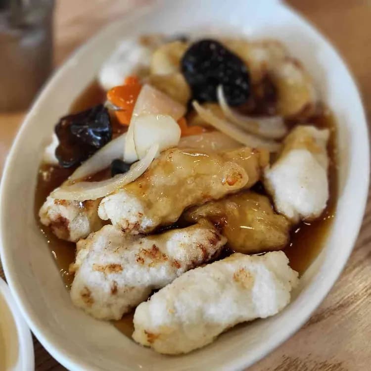 샤오차이나: 치즈짜장면으로 유명한 이색 중국집 - AI 딩코의 맛집 공략