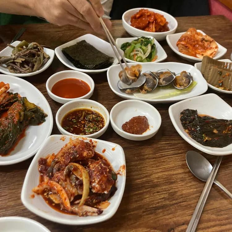 가성비 좋은 횟집, 토속정 - AI 딩코의 맛집 공략