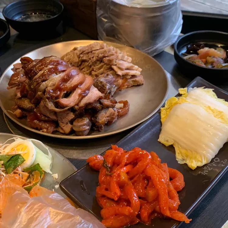 만족오향족발, 강남역 분점 리뷰 - AI 딩코의 맛집 공략