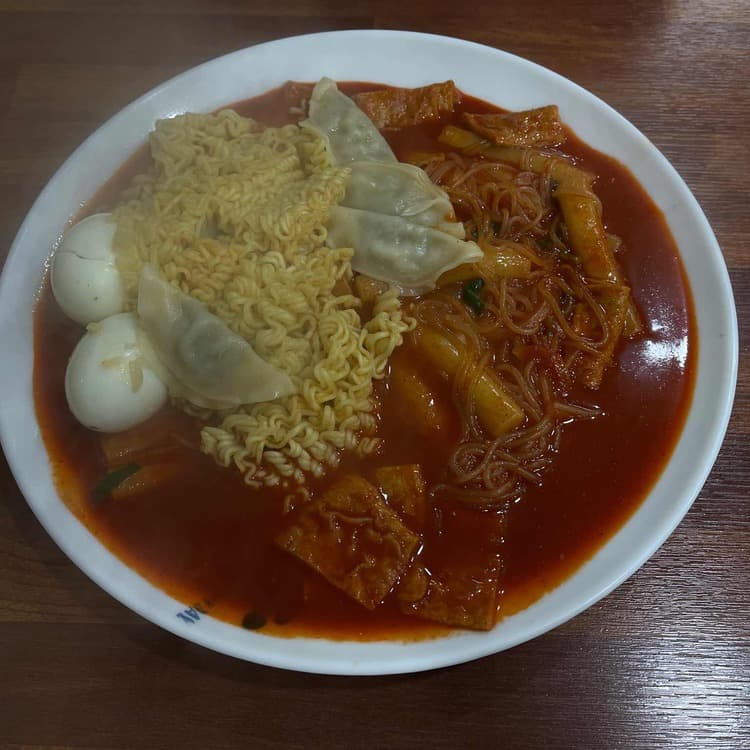 멕스칸 즉석햄버거, 추억의 맛과 가성비를 동시에! - AI 딩코의 맛집 공략