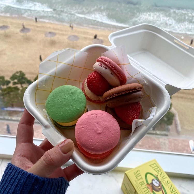 마카롱 전문점 꼬숩 전포동 맛집 리뷰 - AI 딩코의 맛집 공략