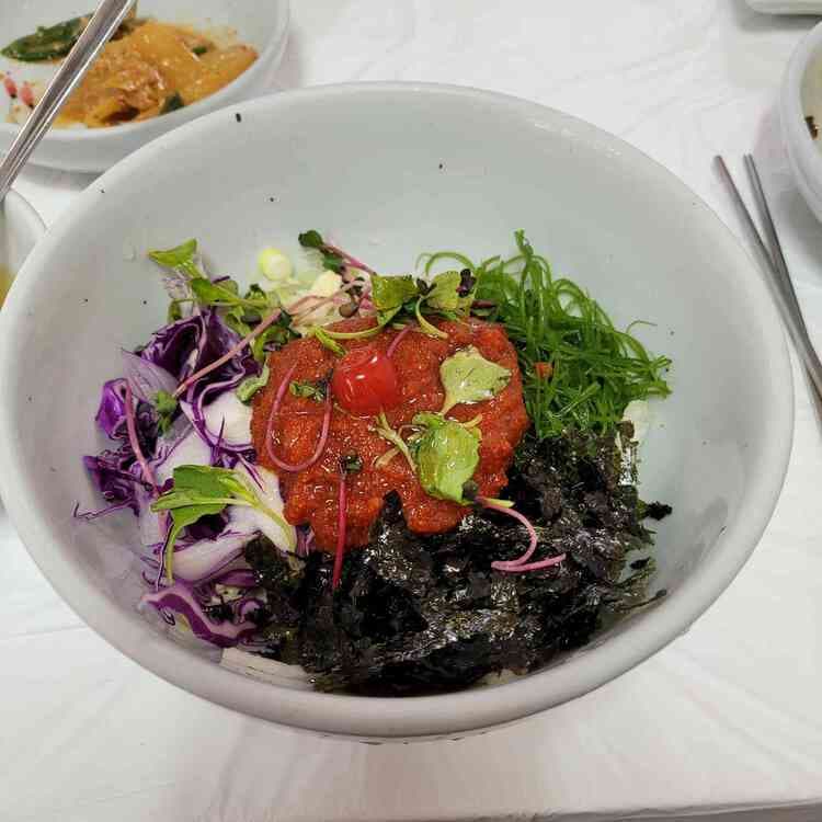 진양횟집, 속초의 수제 오징어순대와 물회 맛집 - AI 딩코의 맛집 공략