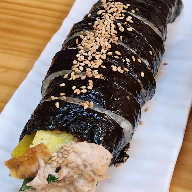 봉순이김밥&떡볶이: 읍내 최고 분식집 - AI 딩코의 맛집 공략