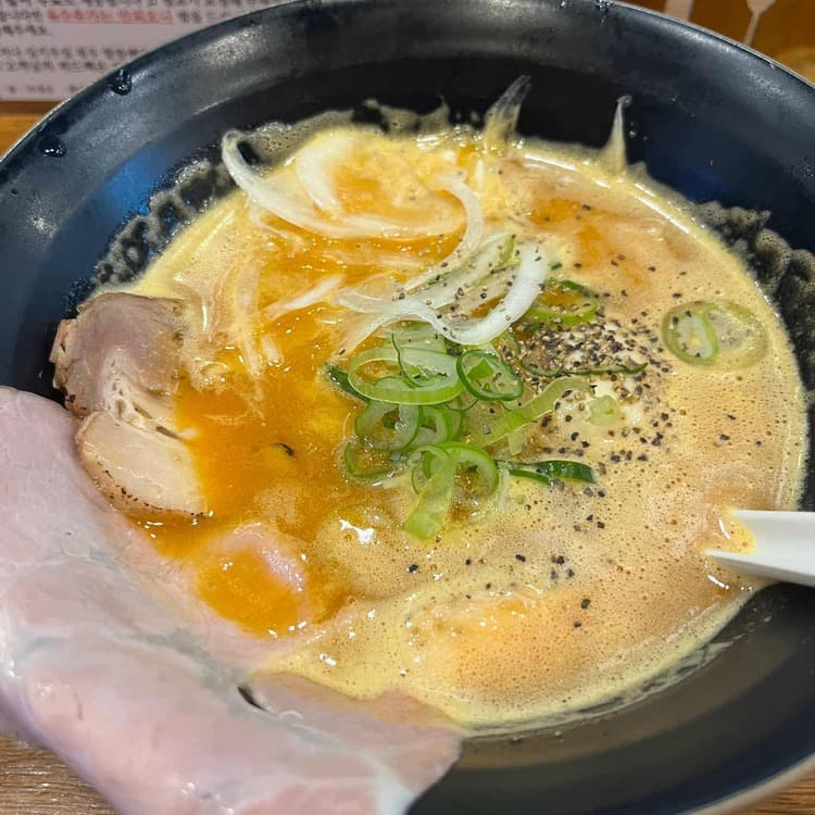 진한 닭육수 라멘, 성진라멘 - AI 딩코의 맛집 공략