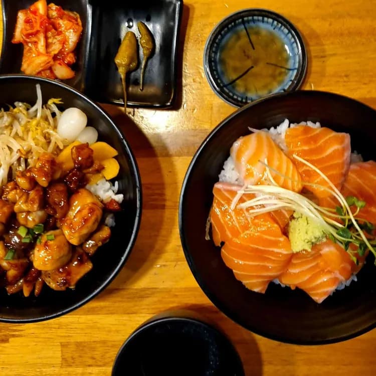 홍대개미: 덮밥 맛집 - AI 딩코의 맛집 공략