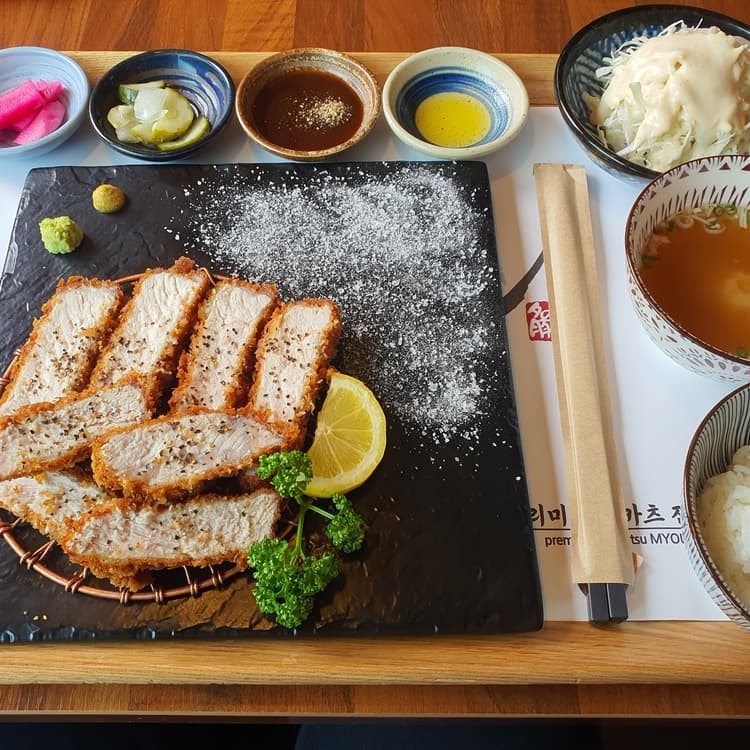김포 라베니체 명품 돈가스 명돈 - AI 딩코의 맛집 공략